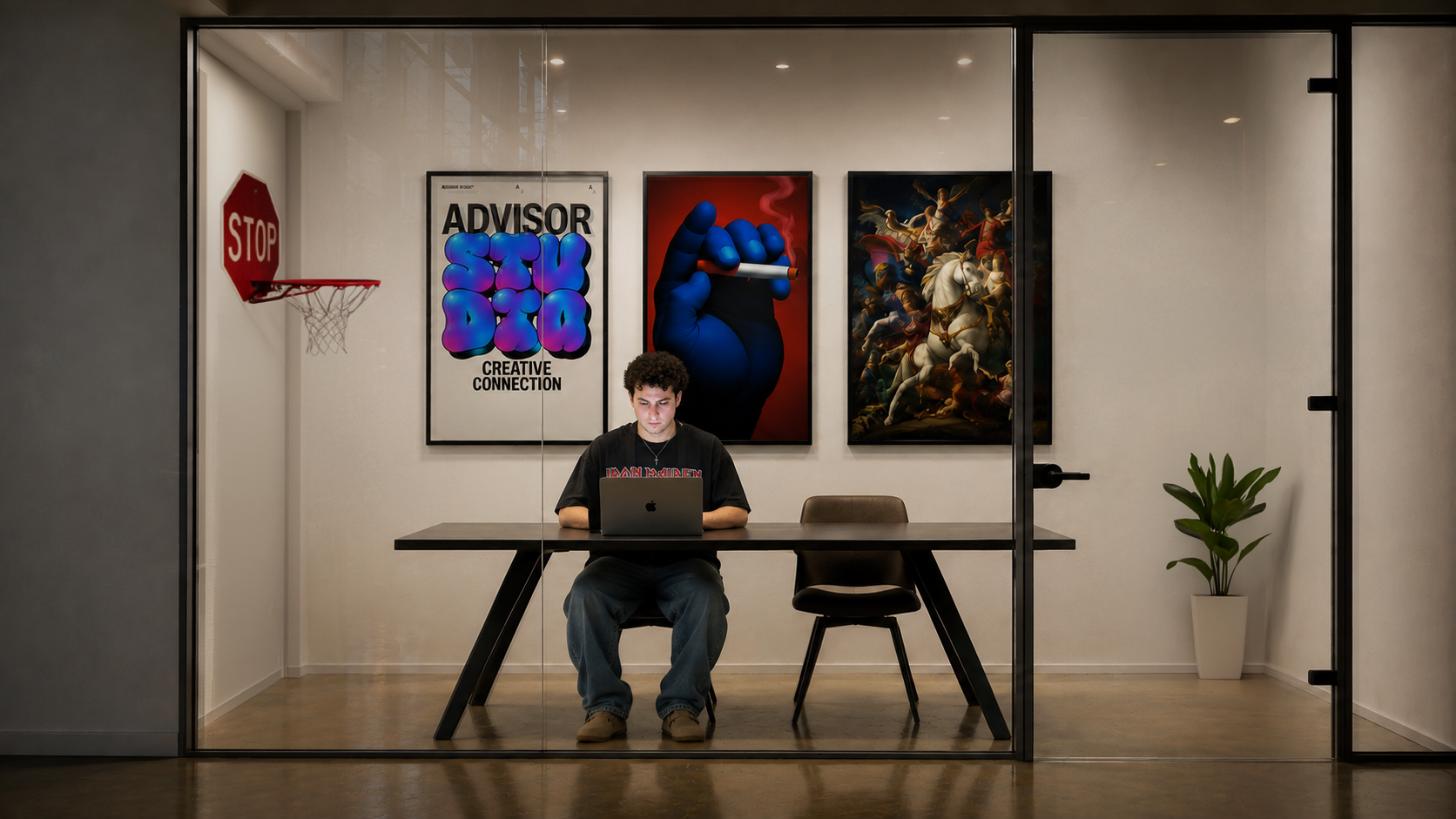 Advisor Studio office